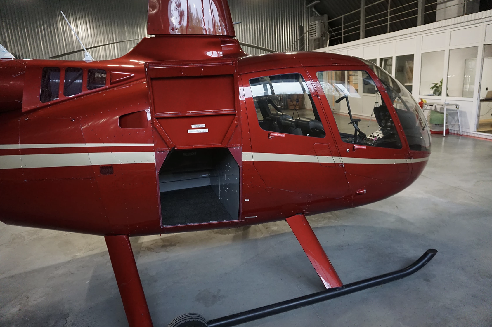 Robinson Helicopter Company R66